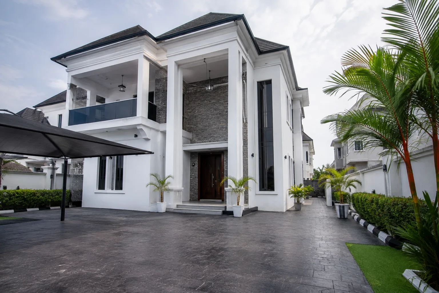 5-Bedroom Fully Detached Villa, Chevron